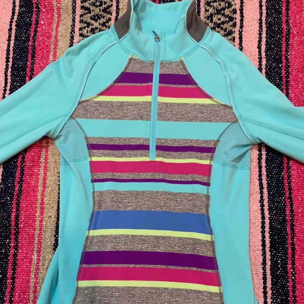 Girls ivivva pullover size 10